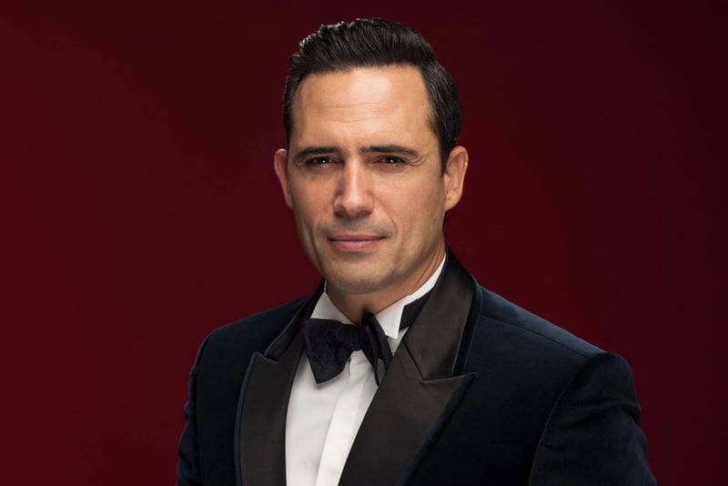 الموت يفجع ظافر العابدين