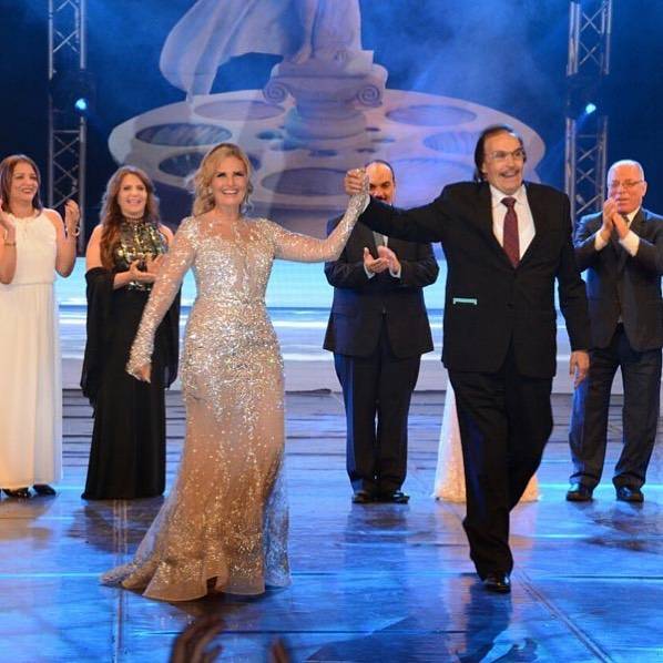 يسرا تودّع عزت العلايلي برسالة مؤثرة