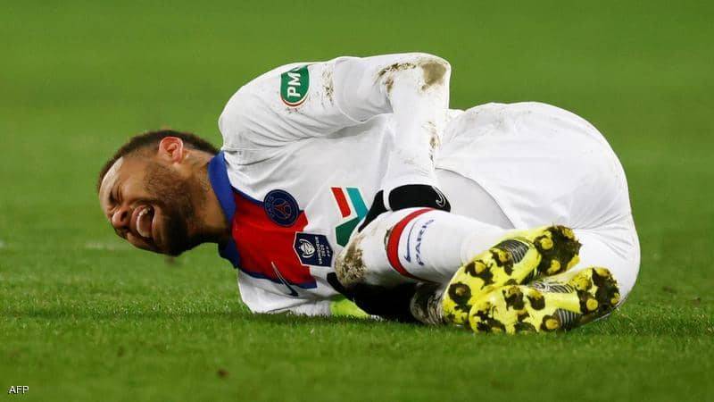 بعد إصابته..نيمار: لا أعرف إن كنت أستطيع الاستمرار!