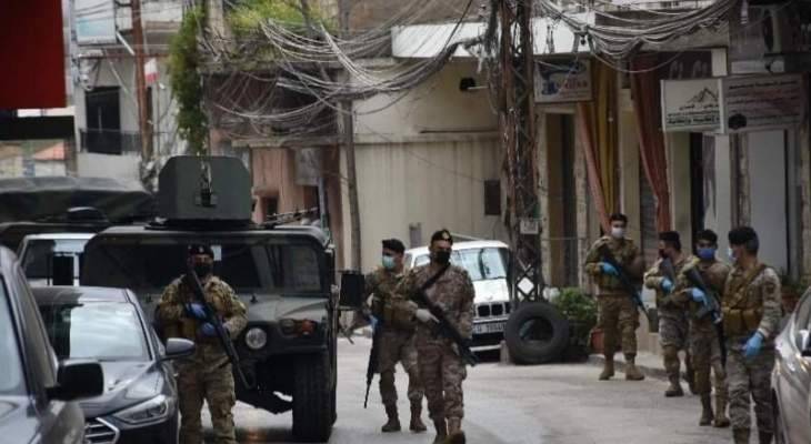 مداهمة في حورتعلا... وتوقيف مطلوبين