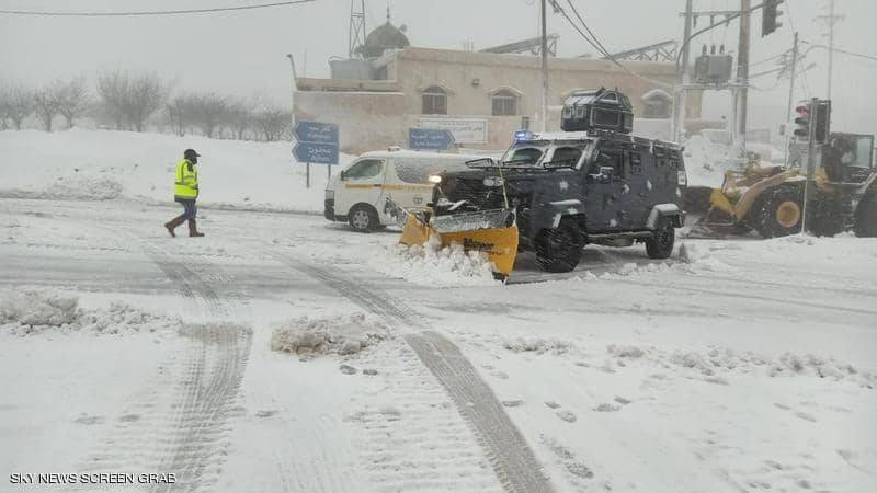 الأردن..الثلوج تُعطّل الدوام الرسمي