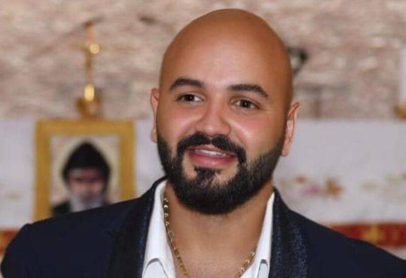 هذا ما حصل مع الناشط شمعون في المطار