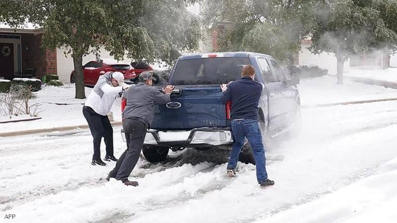 عاصفة ثلجية تضرب أميركا.. 32 قتيلاً والملايين بدون كهرباء