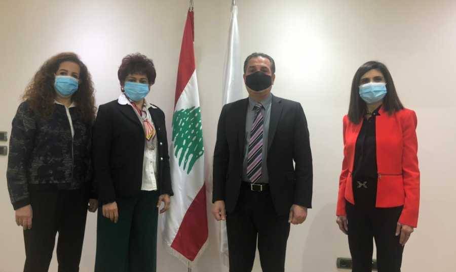 طلب من نقابة الممرضات والممرضين الى حواط
