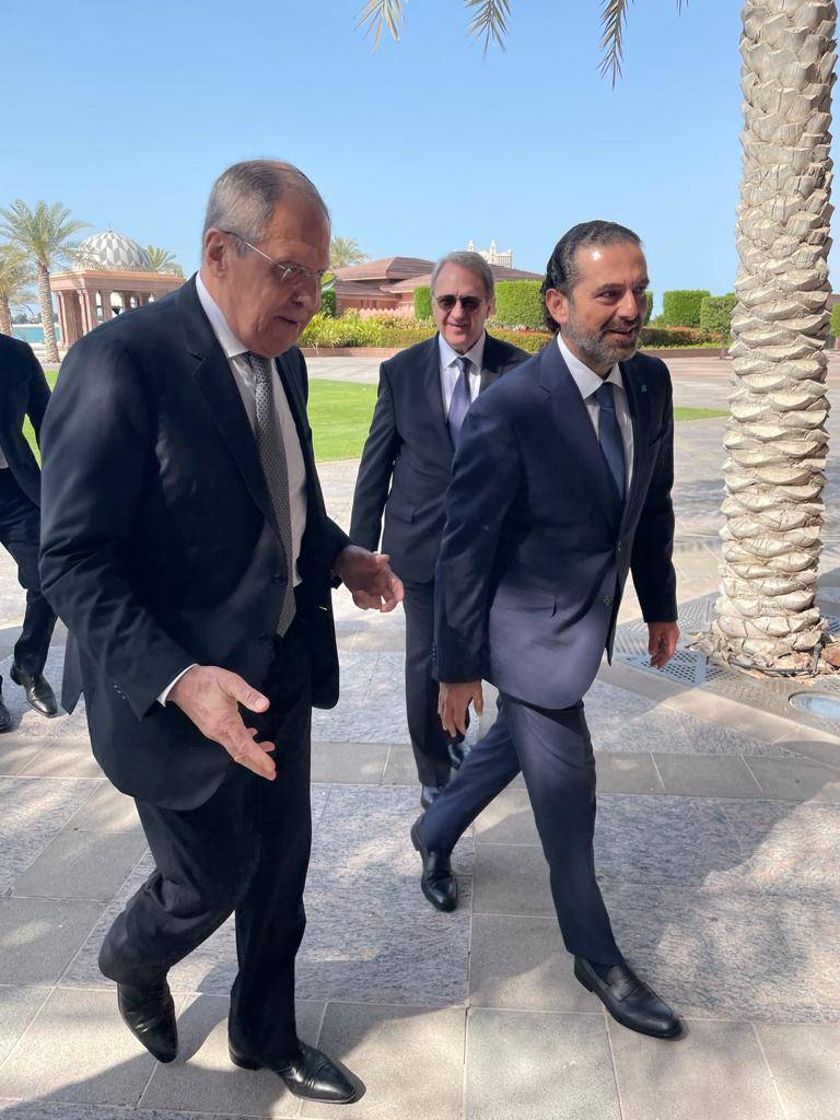 بالصور.. الحريري ولافروف يلتقيان في أبو ظبي