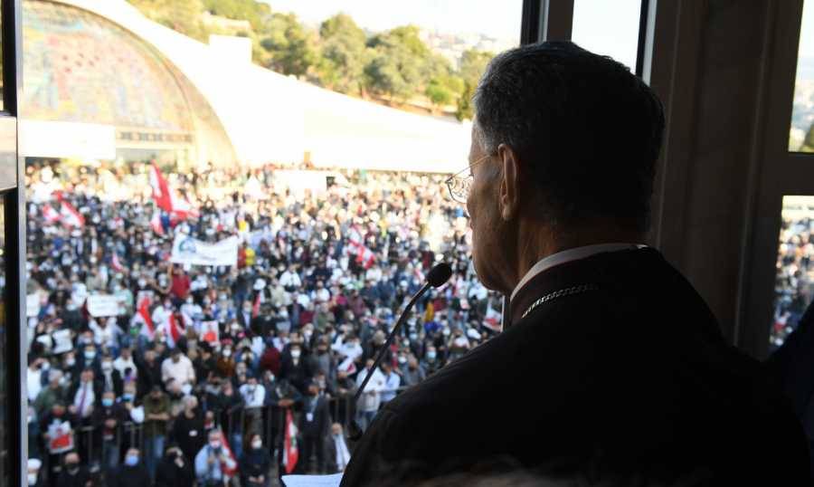 مصادر بكركي تعليقاً على كلام نصرالله: البطريرك لا يُخوَّن