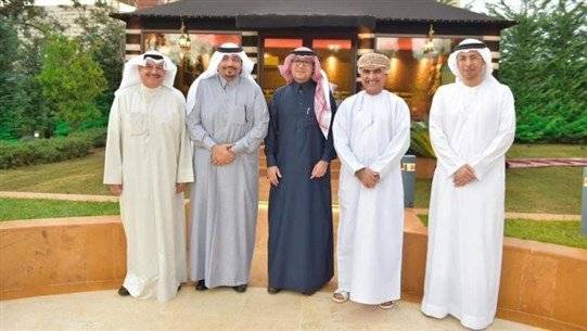 بخاري: السعودية تعتمد نهج تحقيق مصالح الدول العربية