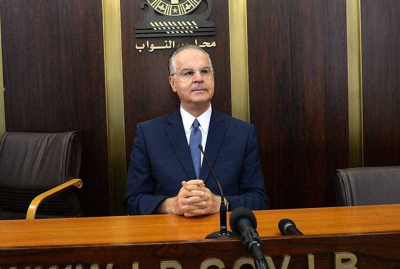 ملف المرفأ بين عدوان وأهالي شهداء فوج الإطفاء