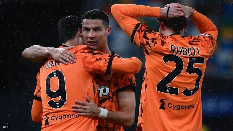 يوفنتوس وريال مدريد وبرشلونة 