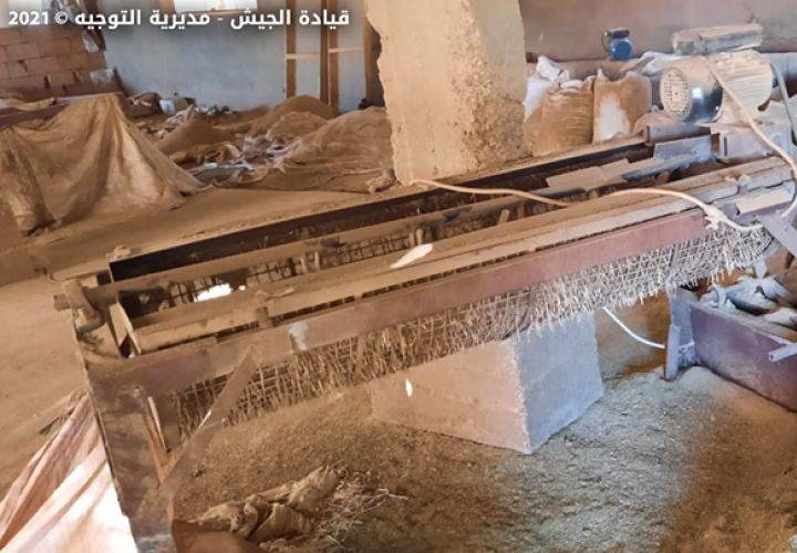 في مزرعة.. ضبط معمل لتصنيع المخدرات!