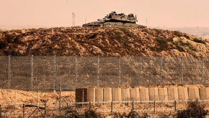 ارتفاع عدد الشهداء الفلسطينيين.. وحشود إسرائيلية على حدود غزة