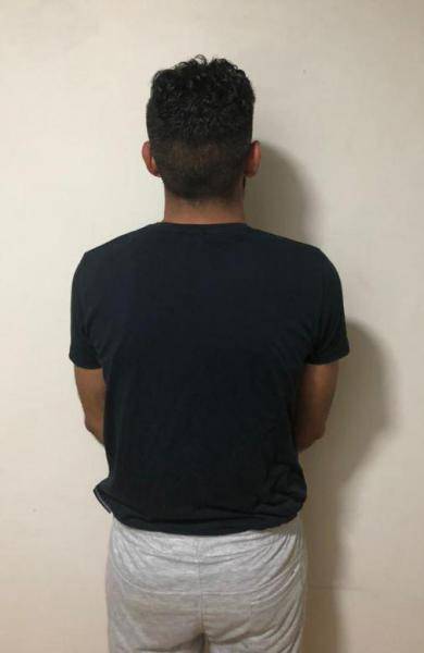 يسرق السيارات وينقلها إلى سوريا!