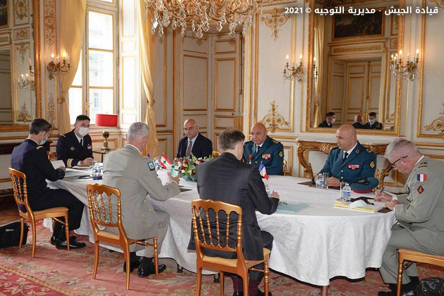 جوزف عون من فرنسا: الجيش يمر بأزمة كبيرة