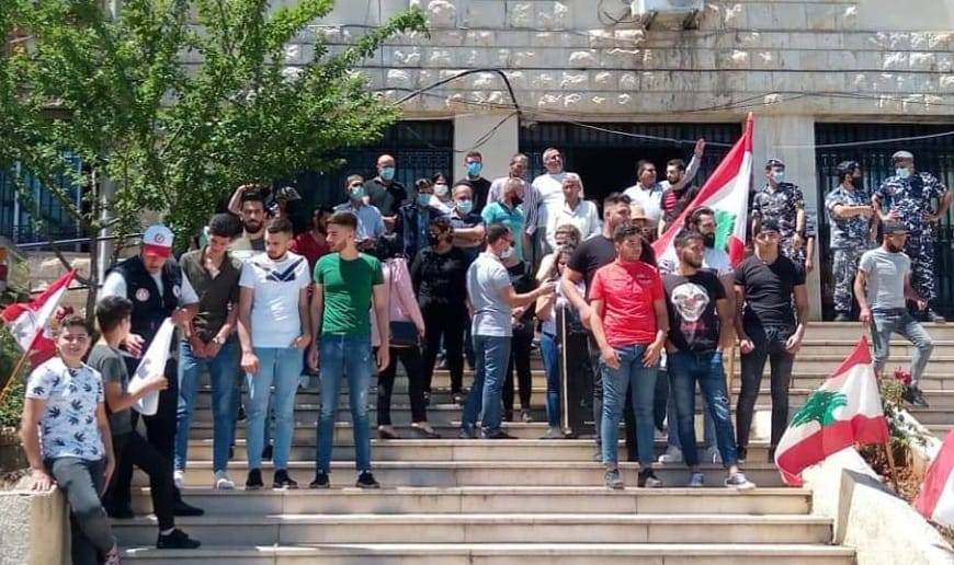 لجم الإحتكار والتهريب..وقفة إحتجاجية لـ
