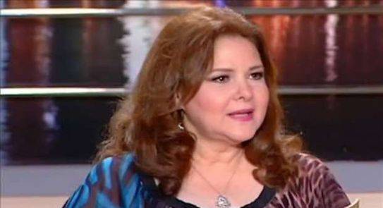 ما هي آخر تطورات الحالة الصحية للفنانة دلال عبد العزيز؟