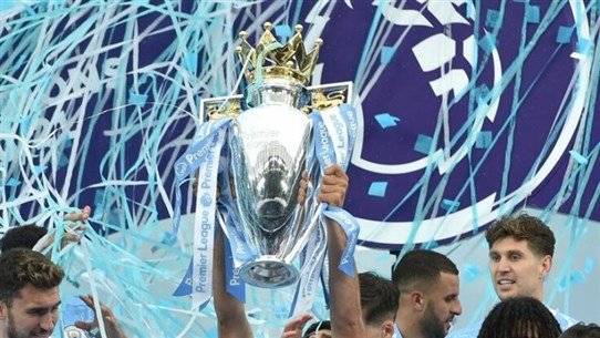 من هو أفضل لاعب في البريميرليغ؟