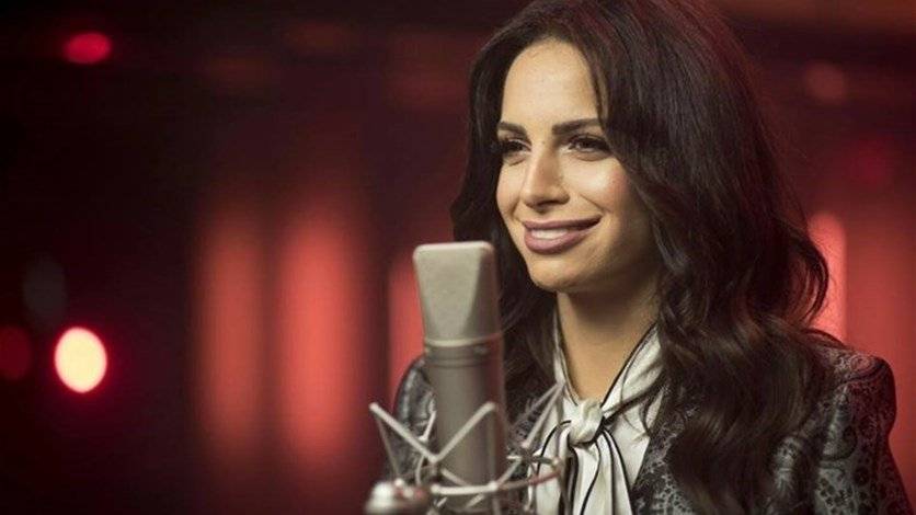 أمال ماهر تودّع جمهورها..هل اعتزلت؟