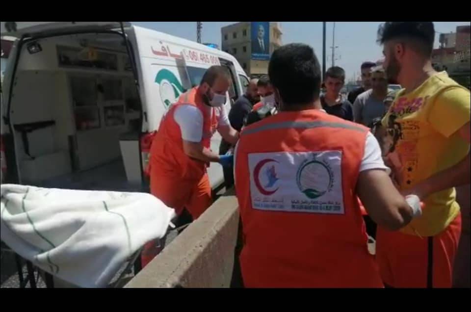 حادث صدم على اتوستراد المنية الدولي
