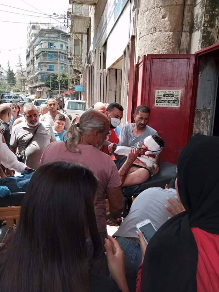 بالصورة.. طعن بسكين في طرابلس ‏