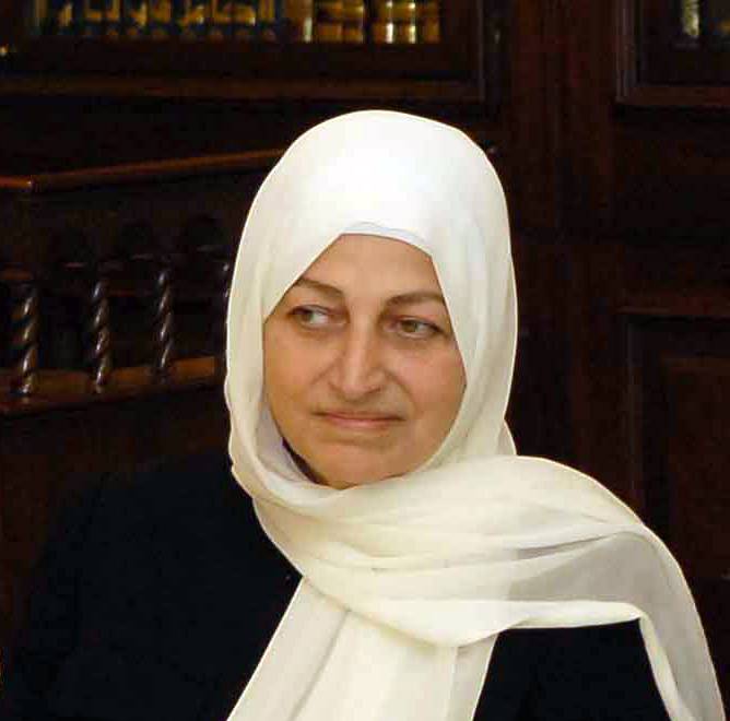 بهية الحريري تطالب بملاحقة أصحاب مولدات يسعّرون بالدولار في صيدا: لوضع حد لهم!