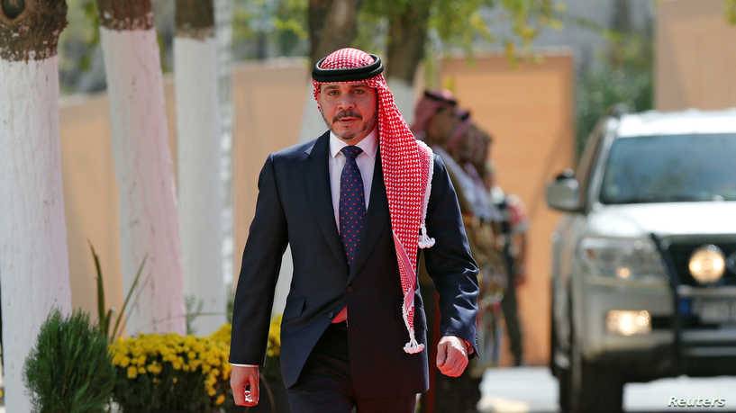 الأمير علي بن الحسين يؤدي اليمين الدستورية نائباً لملك الأردن