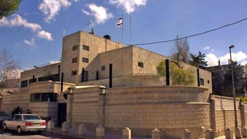 بعد شهر من الجدل.. نتانياهو يخلي 