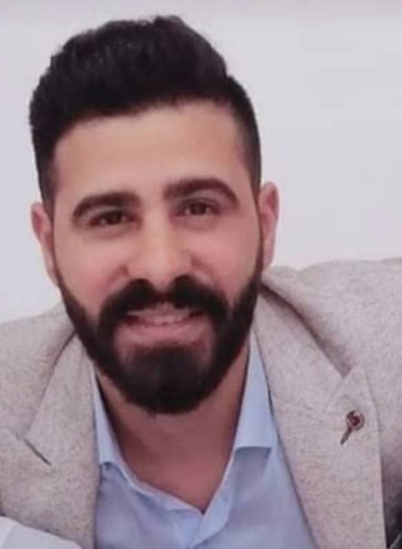 مصرع عشريني في اجتياح شاحنة لرتل من السيارات أمام محطة وقود