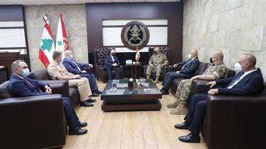 قائد الجيش يبحث مع السفير الروسي في علاقات التعاون