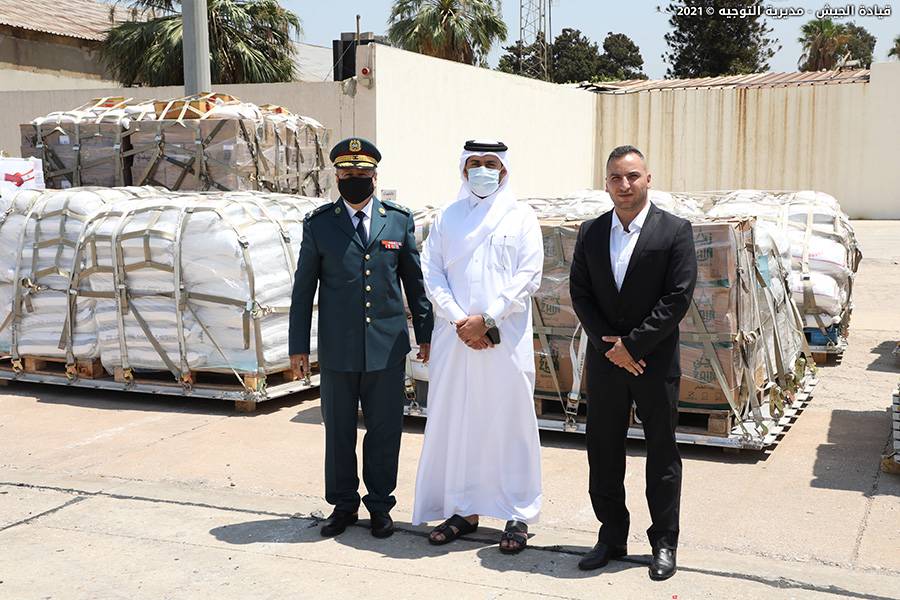 بالصور.. وصول مواد غذائية مقدّمة من دولة قطر للجيش اللبناني