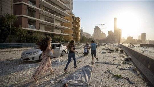 أمهلوا المسؤولين 30 ساعة.. أهالي ضحايا انفجار المرفأ يتوعدون!