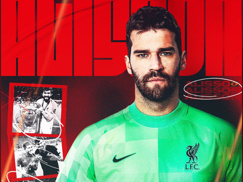 حارس مرمى ليفربول يوقع على عقد طويل الأمد