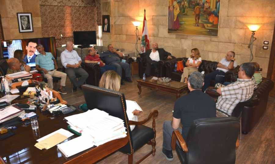 مكافحة تخزين المحروقات ..اجتماع في سرايا طرابلس