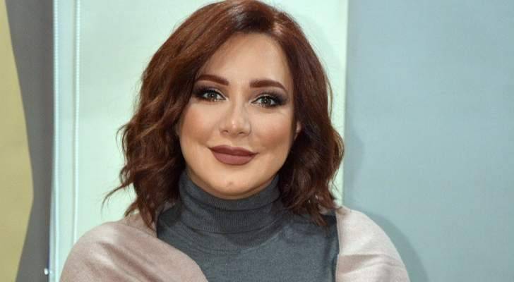 سلاف فواخرجي تفجع بوفاة والدها