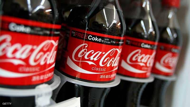 شرب زجاجة كوكاكولا كبيرة ثم مات.. جدل بشأن سبب الوفاة