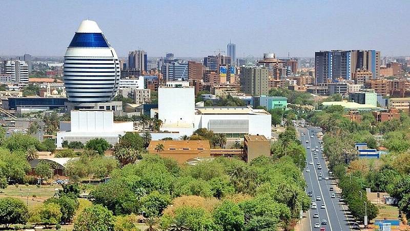 الإمارات والسعودية تدينان محاولة الانقلاب في السودان
