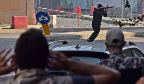نزوح كثيف من منطقة الاشتباكات ومحيطها خوفا من تصاعد التوتر ‏