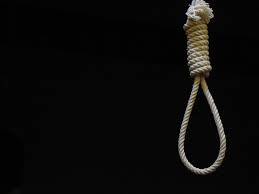 عُثر عليه مشنوقاً داخل شقته