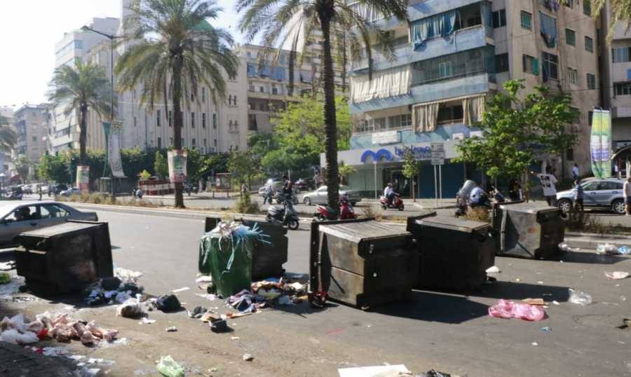 قطع طرقات احتجاجا على انقطاع الكهرباء