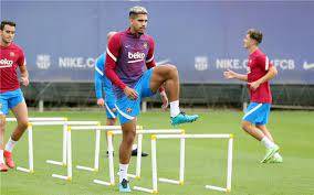 برشلونة يضع مليار يورو شرطا لفسخ عقد 
