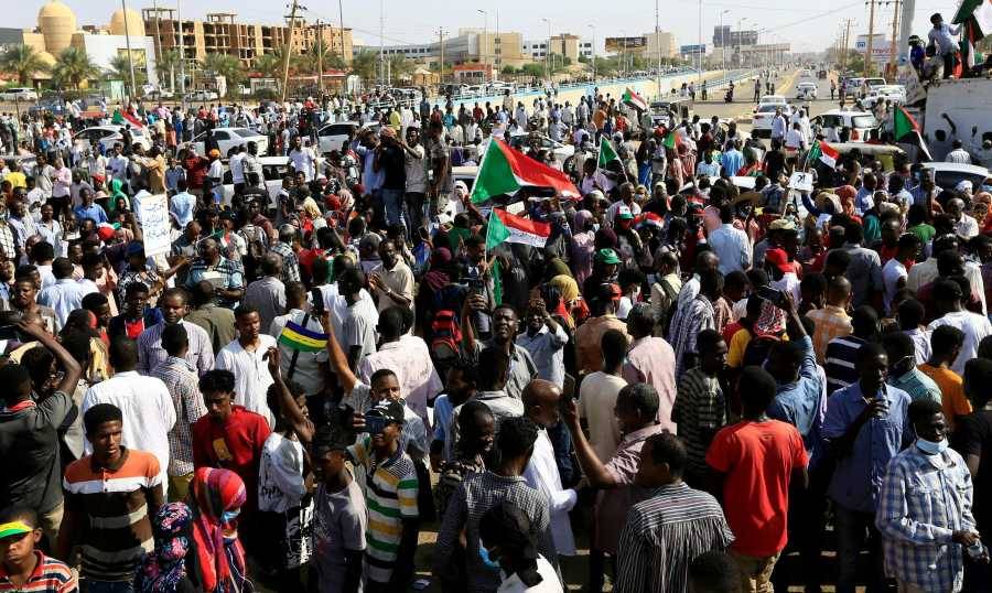تأهب في الخرطوم.. إجراءات أمنية مكثفة حول سجن البشير