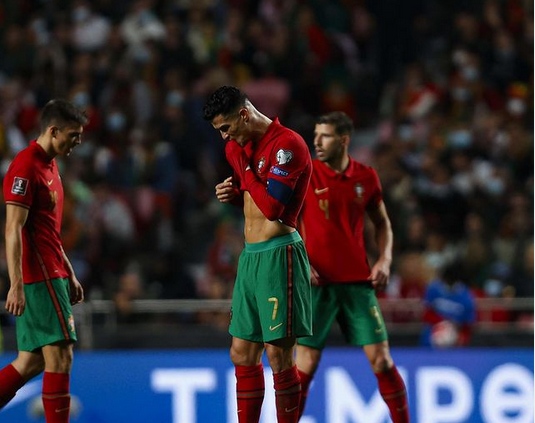 أول تعليق من رونالدو بعد السقوط المرير للبرتغال