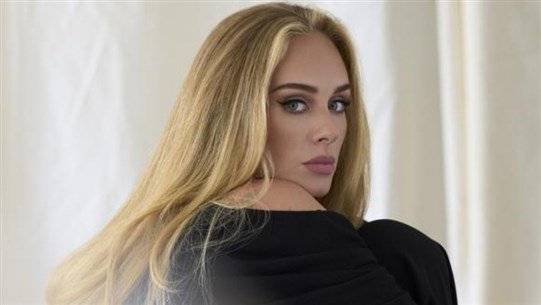 أديل تخسر 45 كيلوغراماً من وزنها بفضل  هذه الحمية