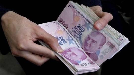 الليرة التركية تواصل هبوطها لأدنى مستوياتها