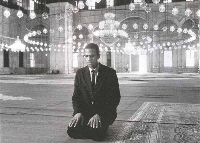 بعد عقود في السجن.. تبرئة رجلين من قتل مالكولم إكس
