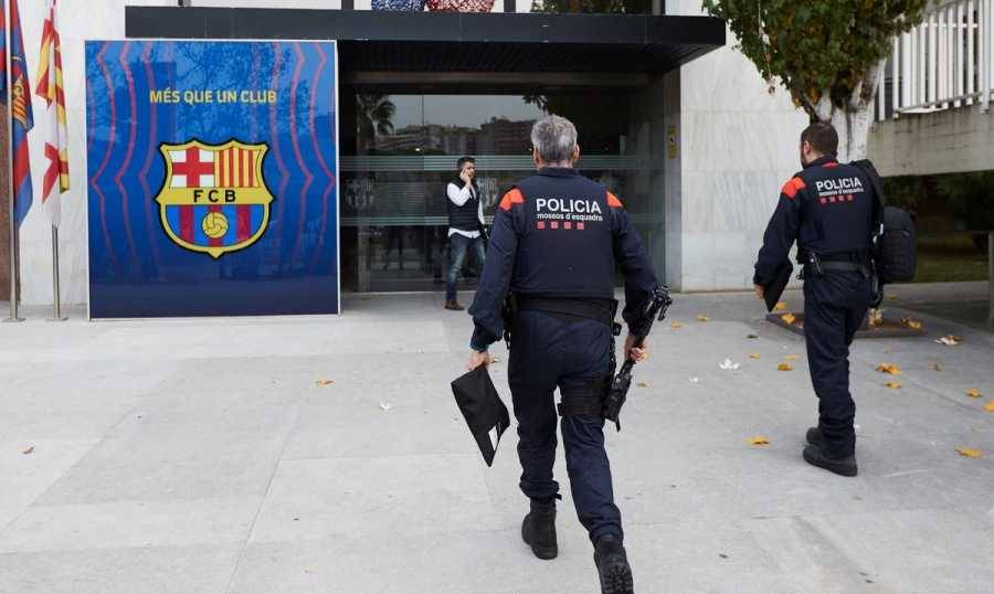 الشرطة الإيطالية تقتحم مقر نادي يوفنتوس