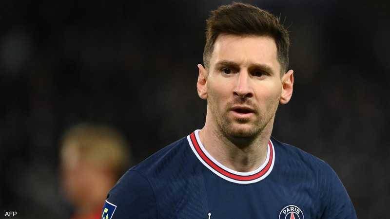 ميسي يكشف سر تخليه عن القميص 10 في باريس سان جرمان