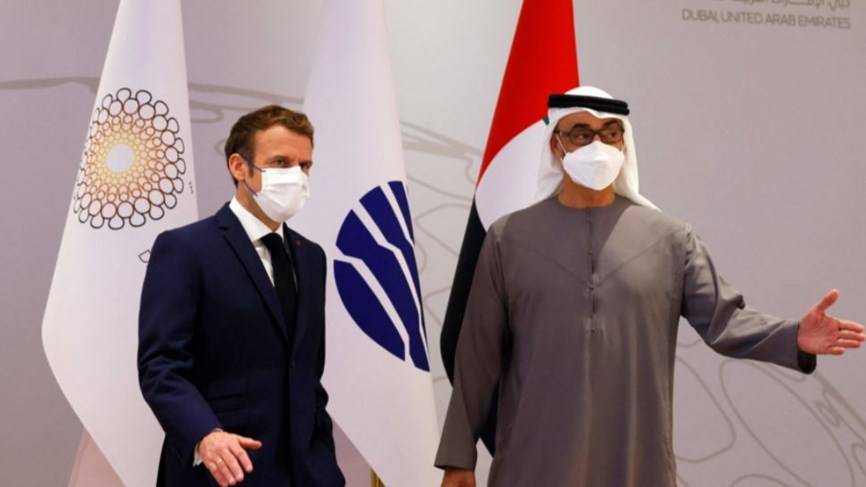 محمد بن زايد يستقبل ماكرون في 