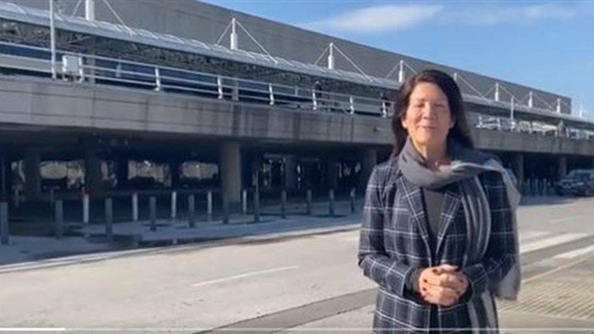 السفيرة الأميركية من المطار: لقاحات كورونا وصلت إلى بيروت
