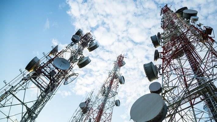 رفع أسعار الاتصالات مؤجّل… فماذا عن الانترنت؟