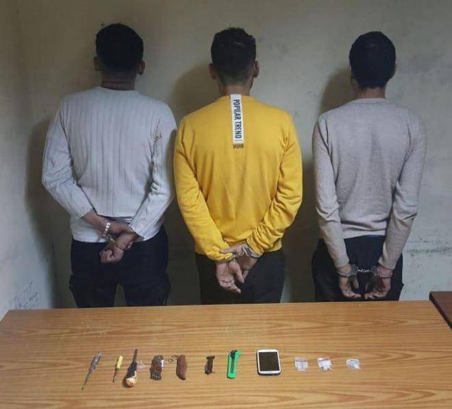 بعد تنفيذها أكثر من 50 عملية.. عصابة سرقة وسلب في قبضة 